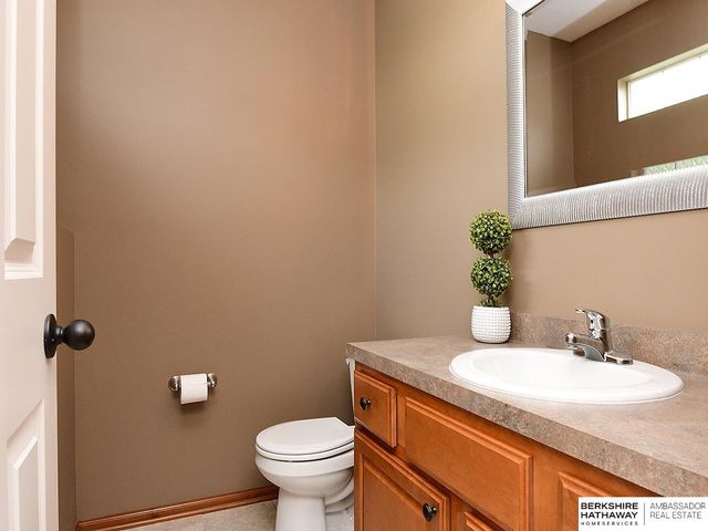 2009 N 88th Street, Lincoln, NE 68505
