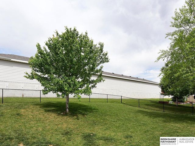2009 N 88th Street, Lincoln, NE 68505
