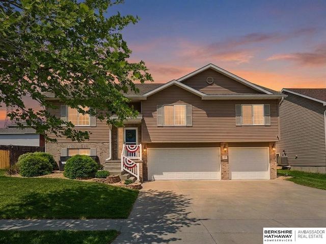 2009 N 88th Street, Lincoln, NE 68505