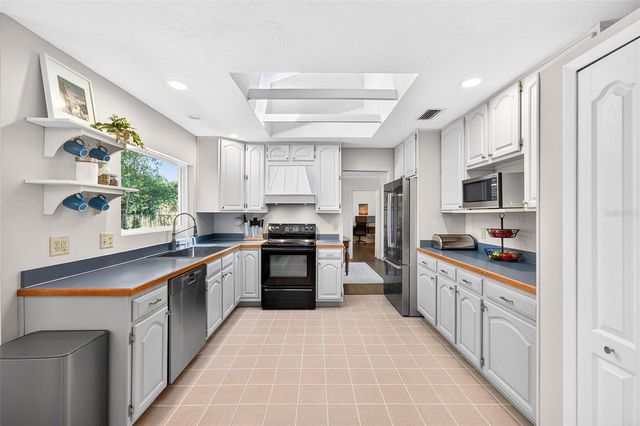 517 ROUGHBEARD ROAD, Winter Park, FL 32792