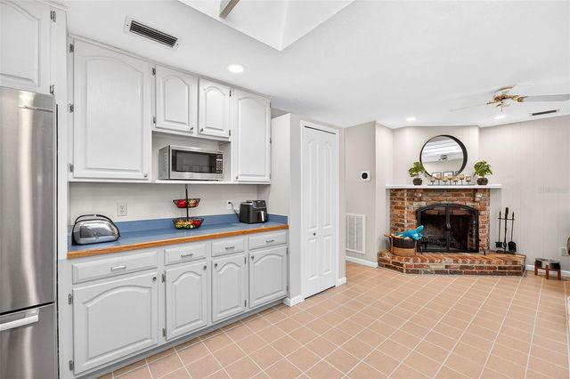 517 ROUGHBEARD ROAD, Winter Park, FL 32792