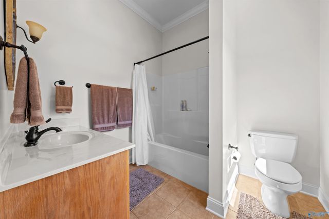 1020 Blowing Cave Road, Gurley, AL 35748