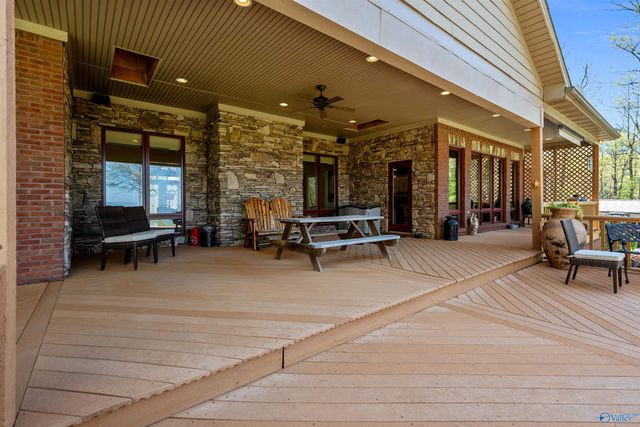 1020 Blowing Cave Road, Gurley, AL 35748