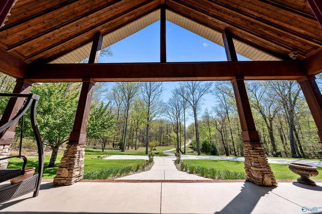 1020 Blowing Cave Road, Gurley, AL 35748