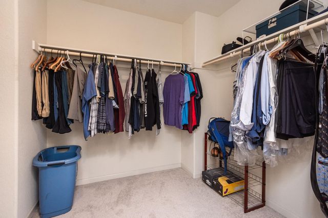 3822 Fong Ranch Rd, Sacramento, CA 95834