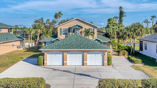 220 BOUNDARY BOULEVARD W 220R, Rotonda West, FL 33947