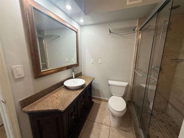 1414 NE 5th Ter 2, Fort Lauderdale, FL 33304