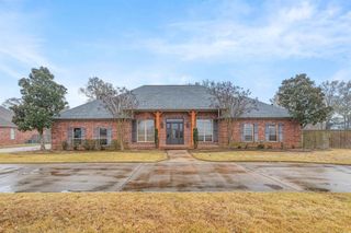 1070 Mound View Drive, England, AR 72046