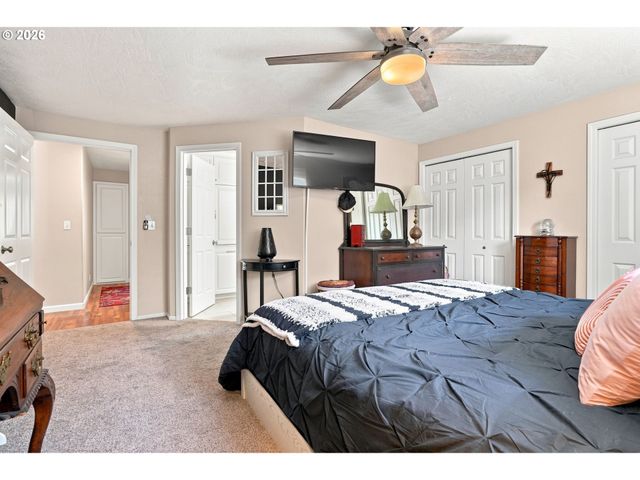 723 71ST St, Springfield, OR 97478