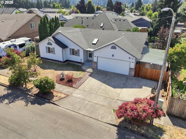 723 71ST St, Springfield, OR 97478