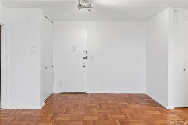 3935 Blackstone Avenue 10D, Bronx, NY 10471