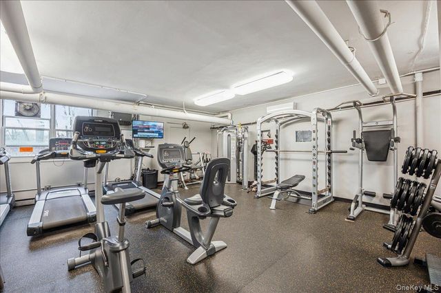 3935 Blackstone Avenue 10D, Bronx, NY 10471