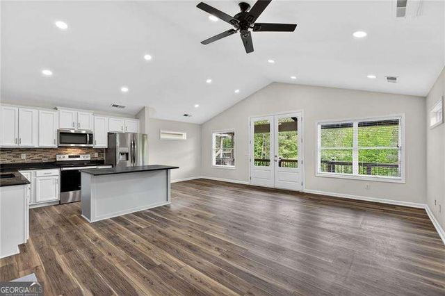 193 Lakeside Drive, Waleska, GA 30183