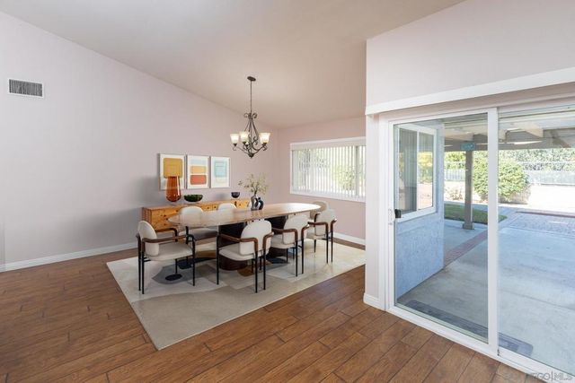 622 Creekside Ave, Oceanside, CA 92057