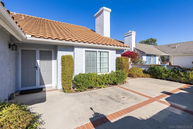 622 Creekside Ave, Oceanside, CA 92057
