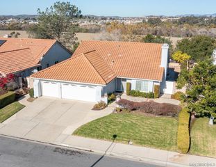 622 Creekside Ave, Oceanside, CA 92057