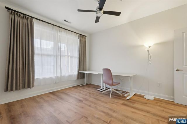 20 Ave At Port Imperial 410, West New York, NJ 07093