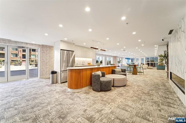 20 Ave At Port Imperial 410, West New York, NJ 07093