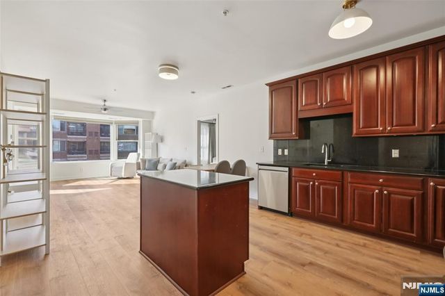 20 Ave At Port Imperial 410, West New York, NJ 07093