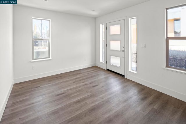 2818 Chattleton Lane, San Pablo, CA 94806