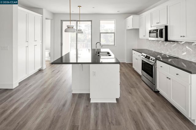 2818 Chattleton Lane, San Pablo, CA 94806