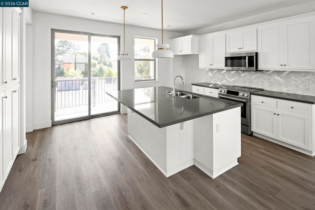 2818 Chattleton Lane, San Pablo, CA 94806