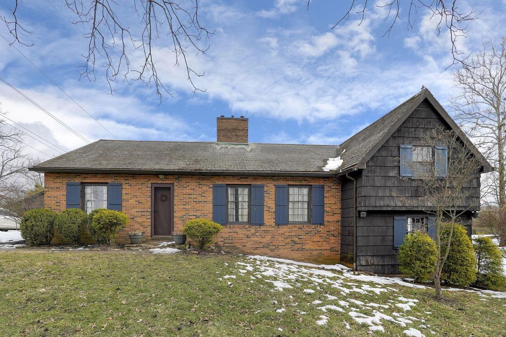 53 Fruithill Drive, Chillicothe, OH 45601