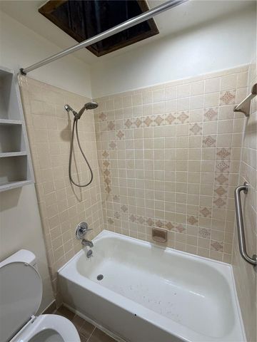 4123 SW 15TH PLACE 2, Gainesville, FL 32607
