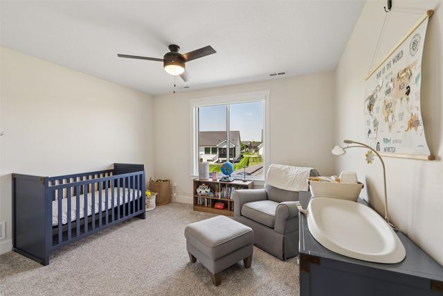 9113 Abram Drive, West Des Moines, IA 50266