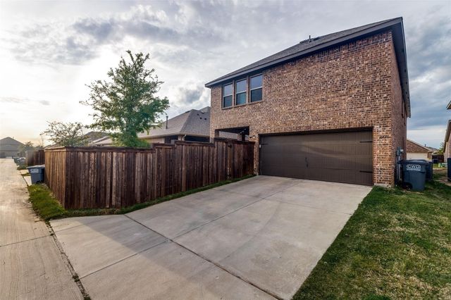 2416 Evening Stone Drive, Little Elm, TX 76227