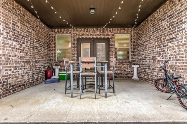 2416 Evening Stone Drive, Little Elm, TX 76227