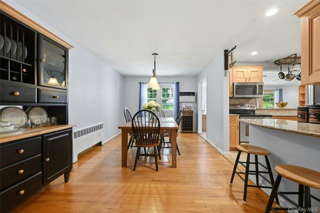 15 Gaines Place, Huntington, NY 11743