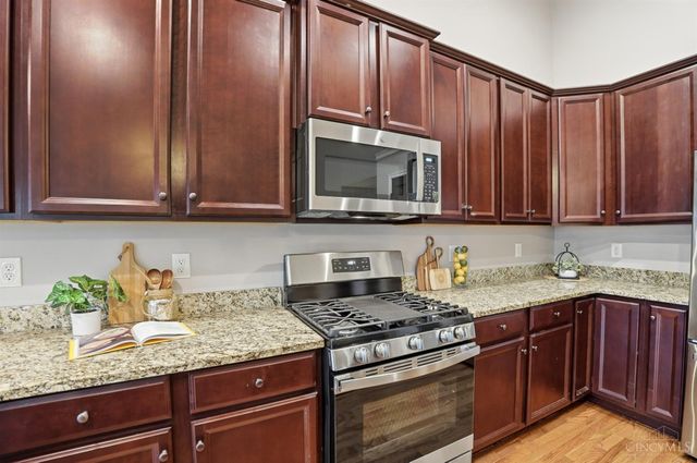 1408 Apple Farm Drive, Batavia Twp, OH 45102