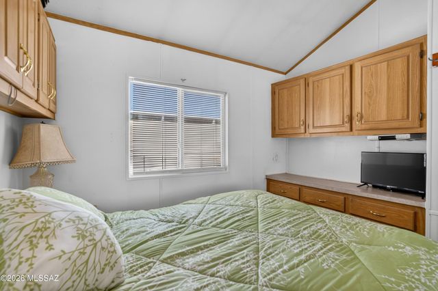 1030 S Barrel Cactus Rdg Unit 53, Benson, AZ 85602