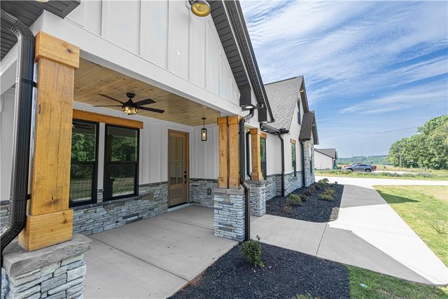 123 Dobbins Road, Townville, SC 29689