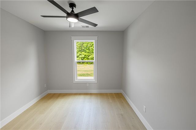 123 Dobbins Road, Townville, SC 29689