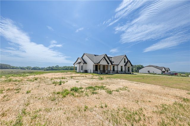 123 Dobbins Road, Townville, SC 29689
