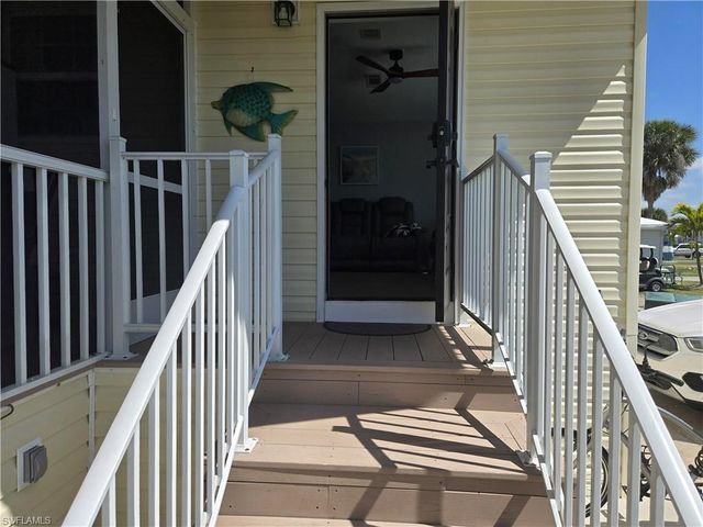 19681 Summerlin RD 513, Fort Myers, FL 33908