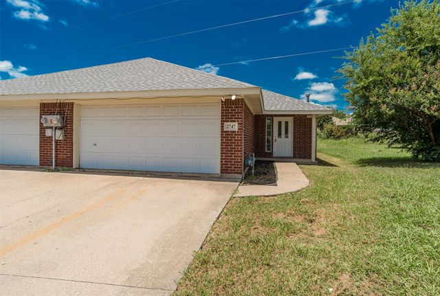 2747 Malibu Court, Glenn Heights, TX 75154
