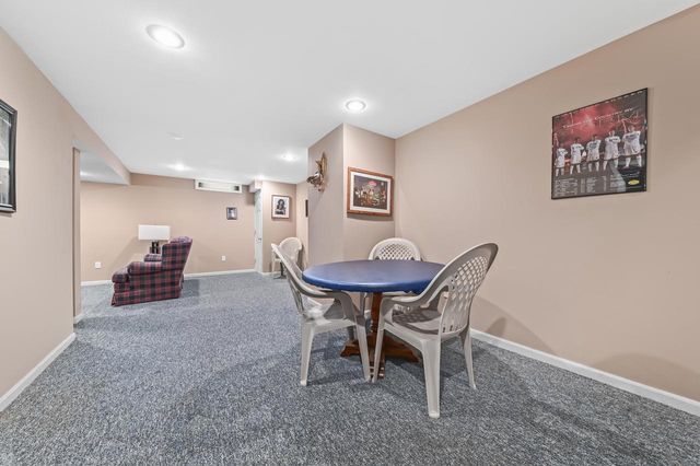 2355 Guinevere DRIVE, Brookfield, WI 53045
