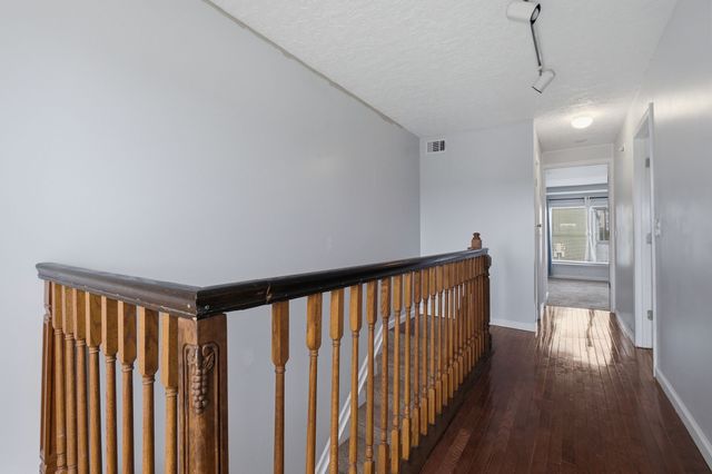 200 Raintree Dr, Hermitage, TN 37076