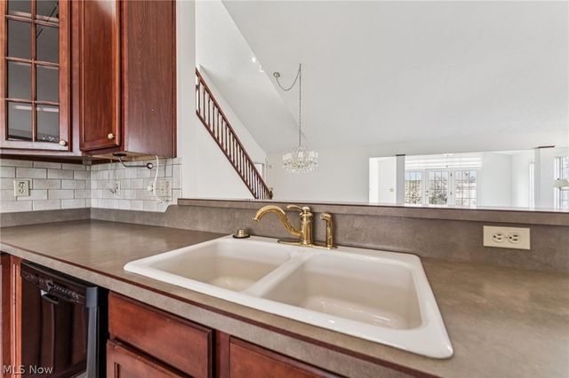 22495 Northwood Trail, Strongsville, OH 44149