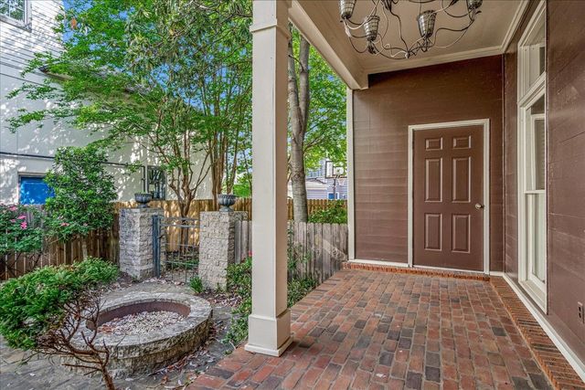 958 HARBOR VIEW DR, Memphis, TN 38103