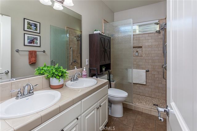 19245 Graham Lane, Saugus, CA 91350