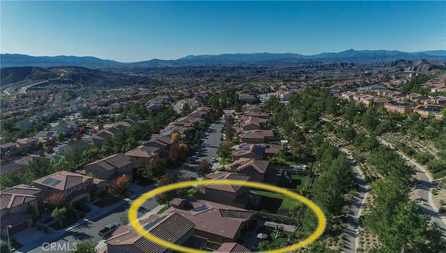 19245 Graham Lane, Saugus, CA 91350