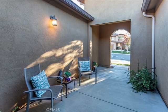 19245 Graham Lane, Saugus, CA 91350