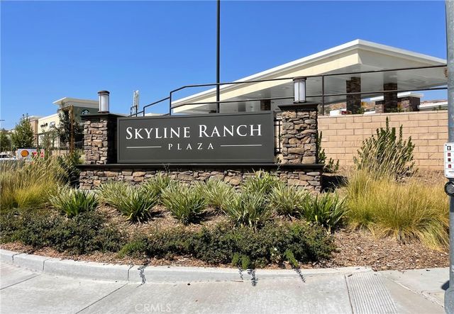 19245 Graham Lane, Saugus, CA 91350