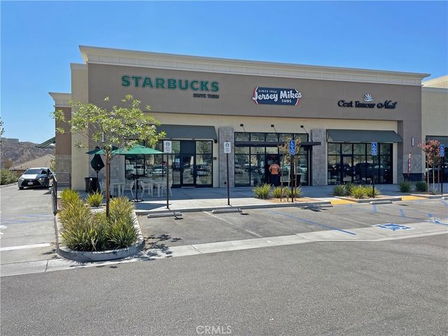19245 Graham Lane, Saugus, CA 91350