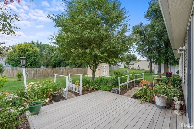 4110 Three Oaks Drive, Fort Wayne, IN 46809