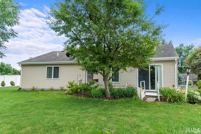 4110 Three Oaks Drive, Fort Wayne, IN 46809